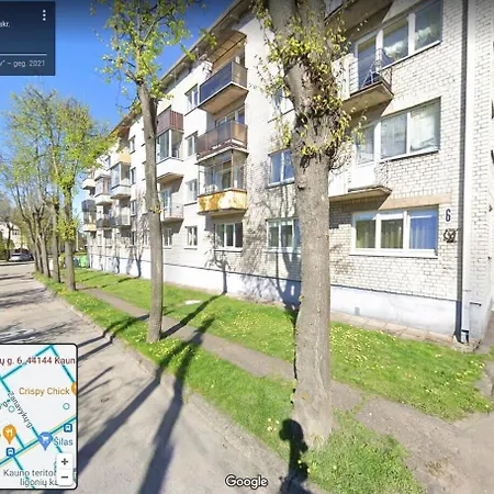 Cozy In With Free Parking. Apartment