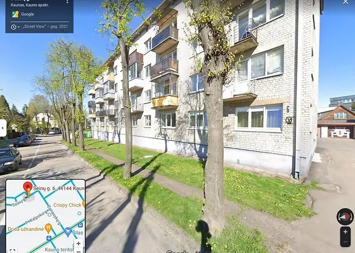 Cozy In With Free Parking.